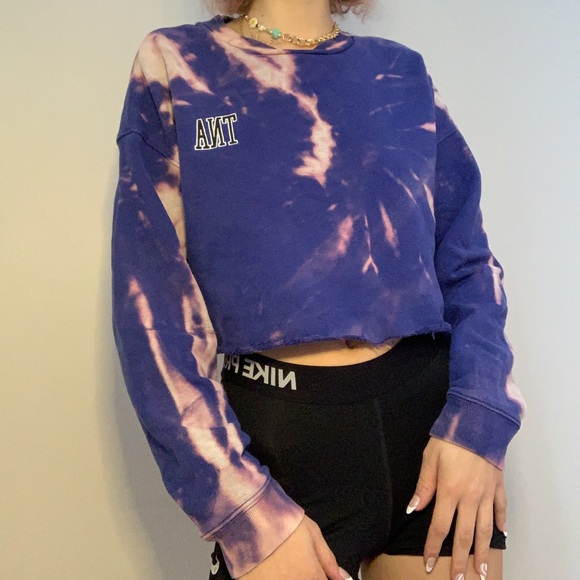 Tie Dye Crew Neck - Picture 1 of 5